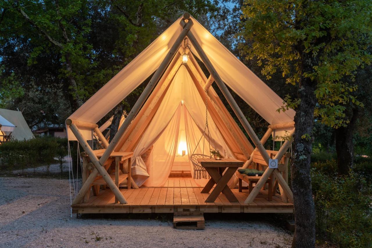 Eco Glamping- Fkk Nudist Camping Solaris Poreč Exterior foto