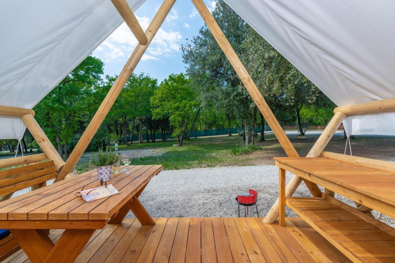 Eco Glamping- Fkk Nudist Camping Solaris Poreč Exterior foto