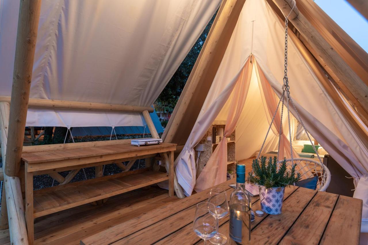 Eco Glamping- Fkk Nudist Camping Solaris Poreč Exterior foto