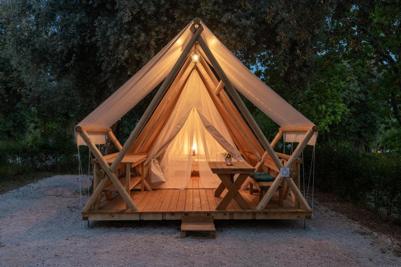 Eco Glamping- Fkk Nudist Camping Solaris Poreč Exterior foto