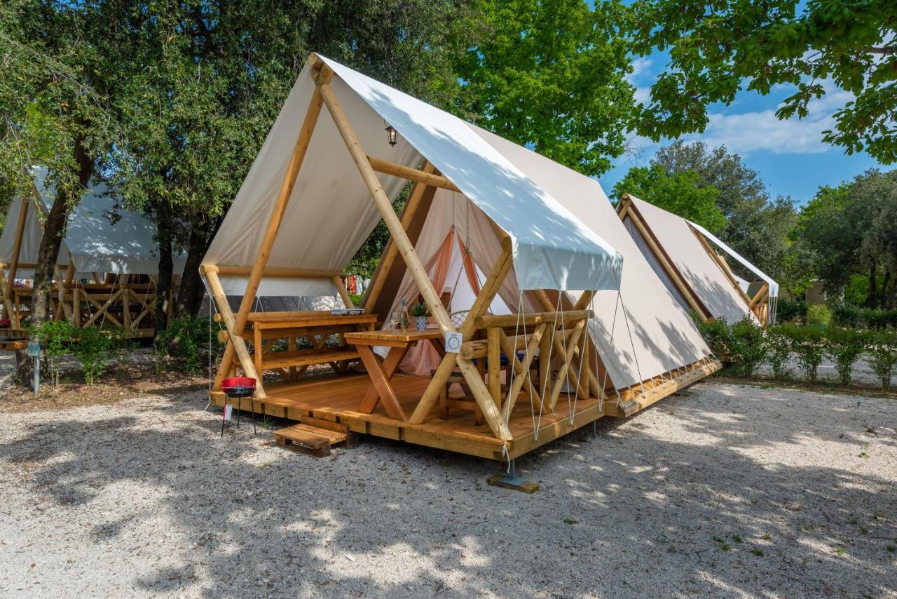 Eco Glamping- Fkk Nudist Camping Solaris Poreč Exterior foto